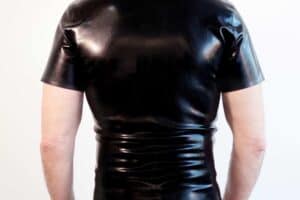 Read more about the article Herren Body Latex